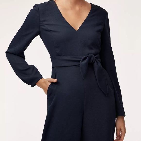 Aritzia Wilfred Écoulement Long-Sleeve Jumpsuit Tie Waist Blue / Navy - Picture 4 of 13
